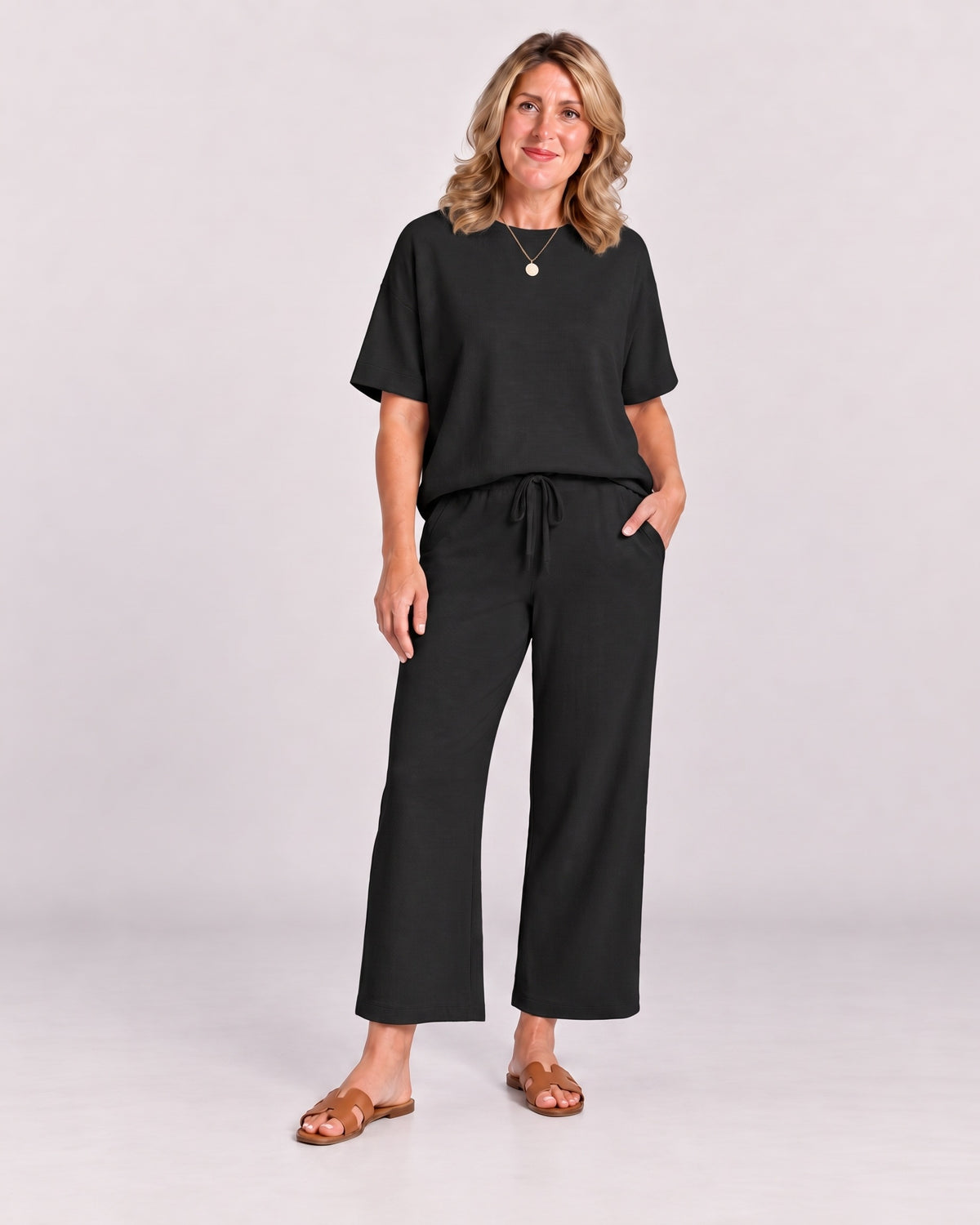 ASANARE - Soft Casual Top and Pants Set - Black