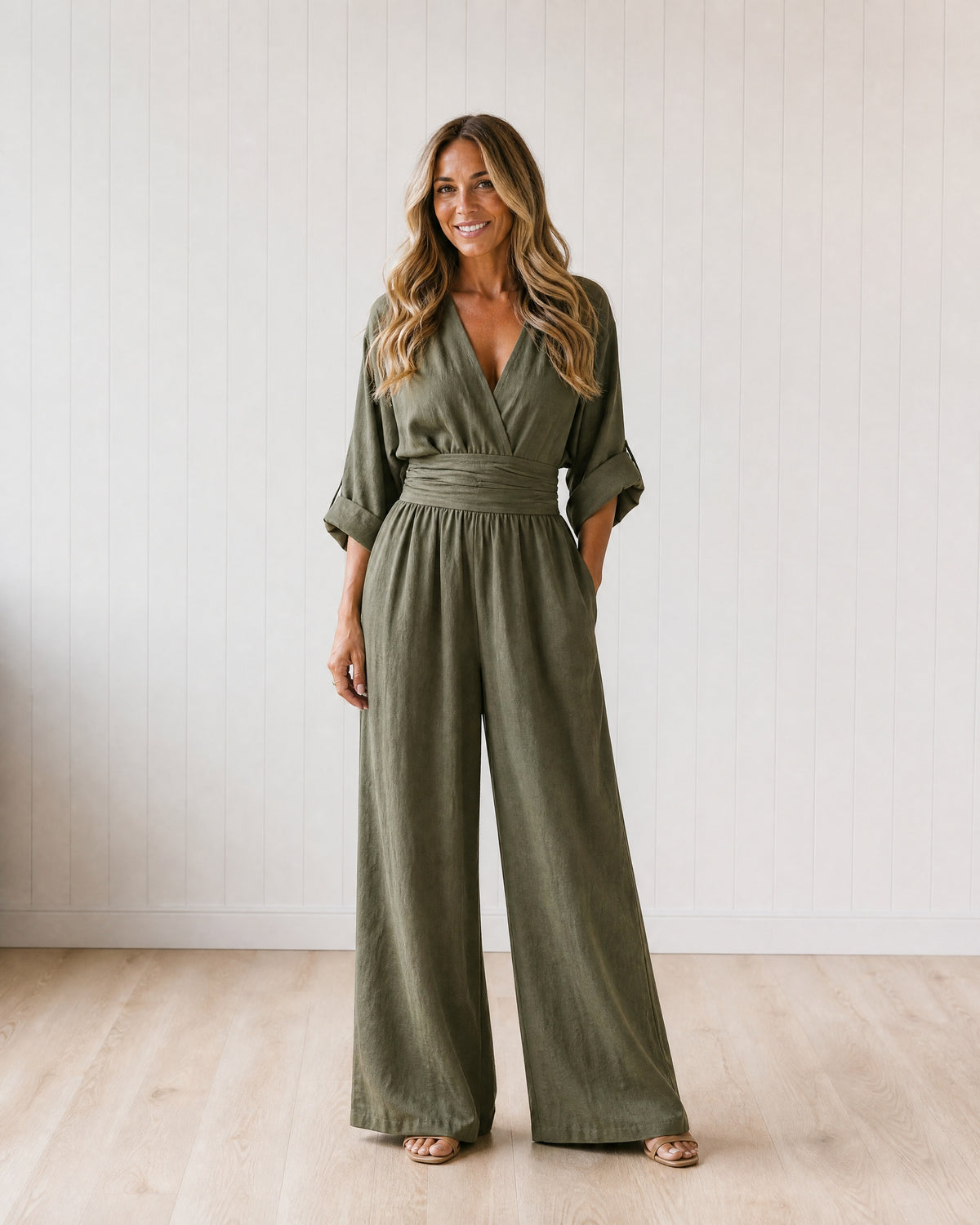TESSA - Elegant Wrap Jumpsuit with Wide Leg and Pockets - Green